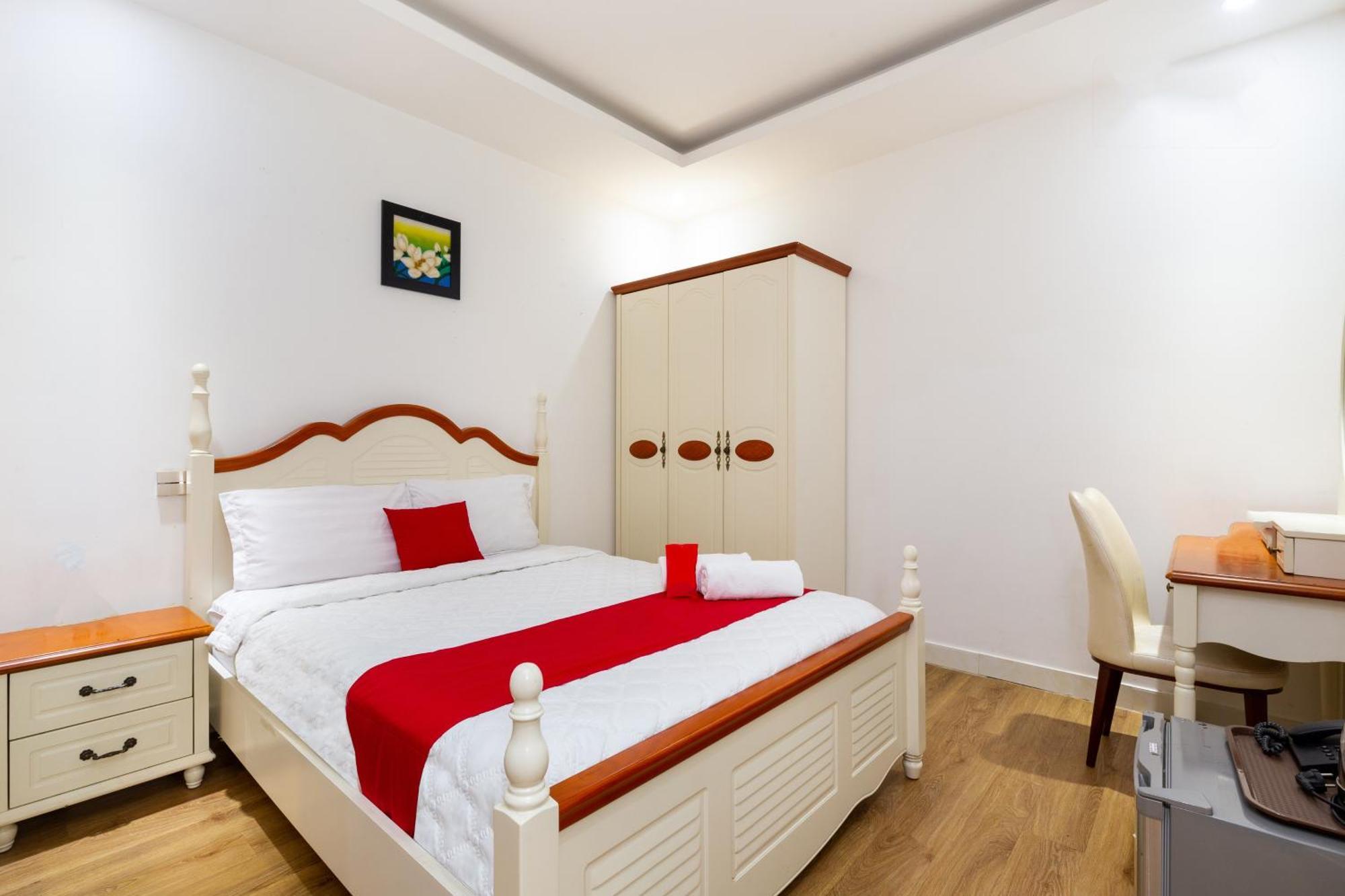 Spring Airport Hotel Ho Chi Minh City Exterior photo